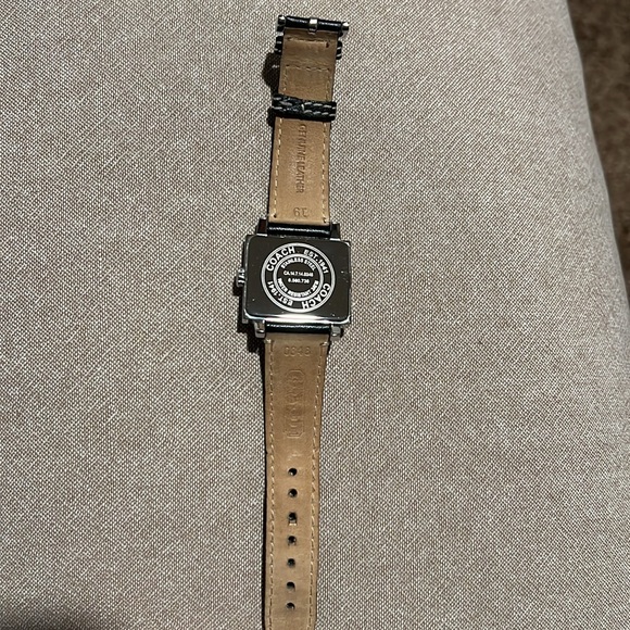 COACH Watch - Picture 5 of 8